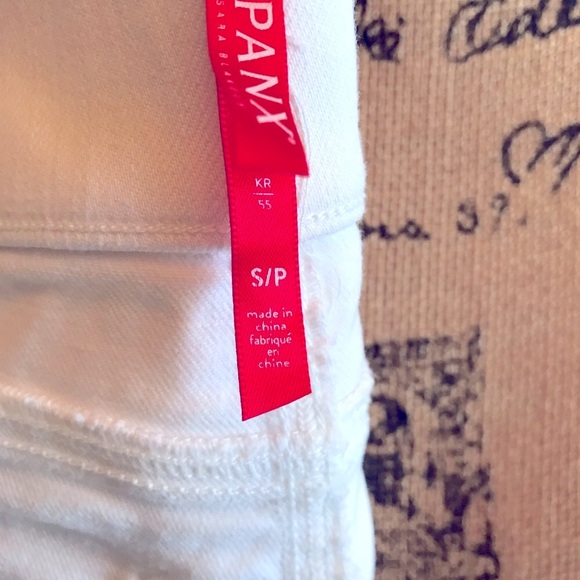 SPANX White Jeans in distressed denim! Petite. Excellent condition! - Picture 9 of 9
